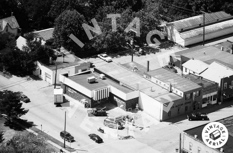 Tys Bowling Alley and Bar - 1988 (newer photo)